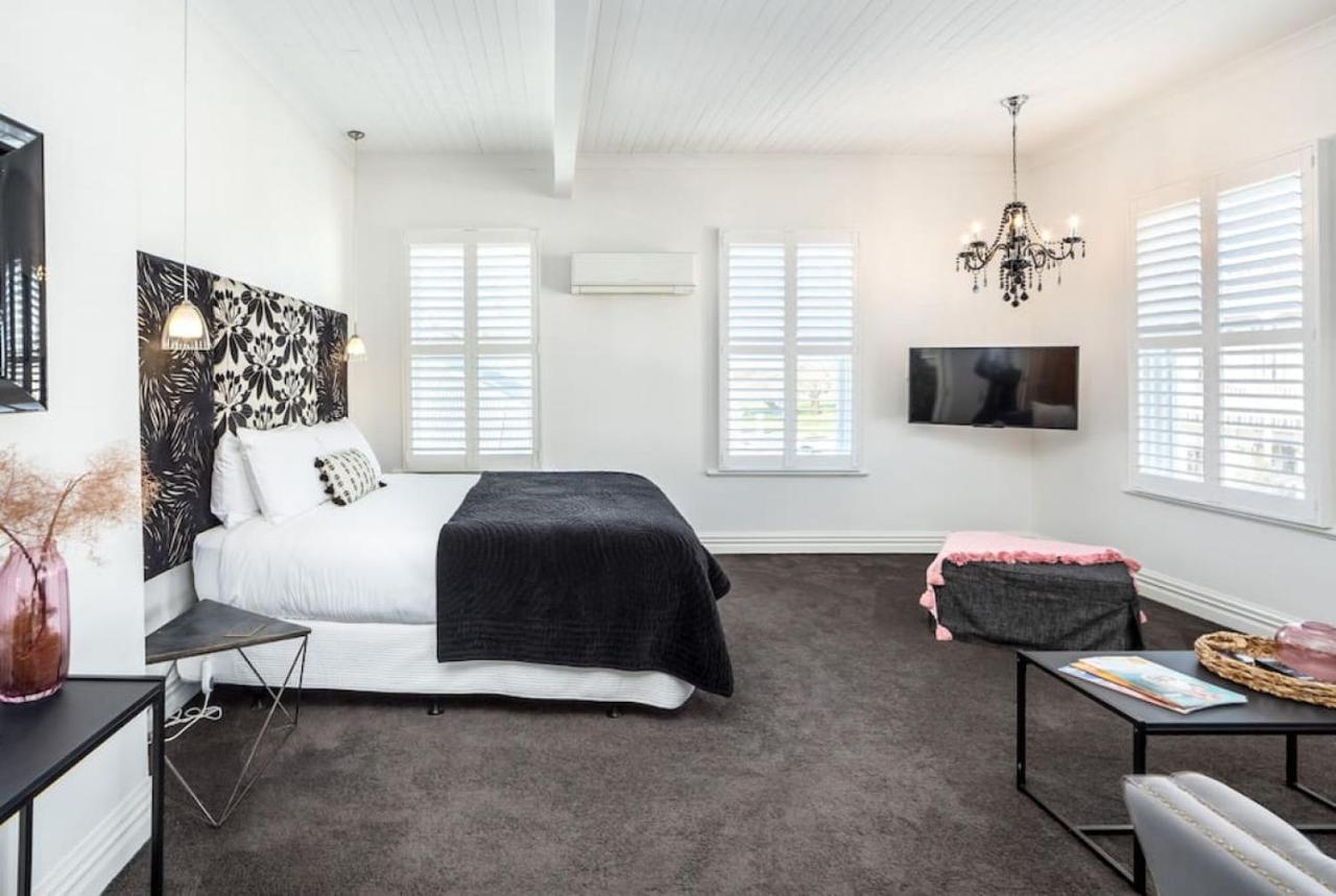 Altitude Studio Apartment Martinborough Eksteriør billede